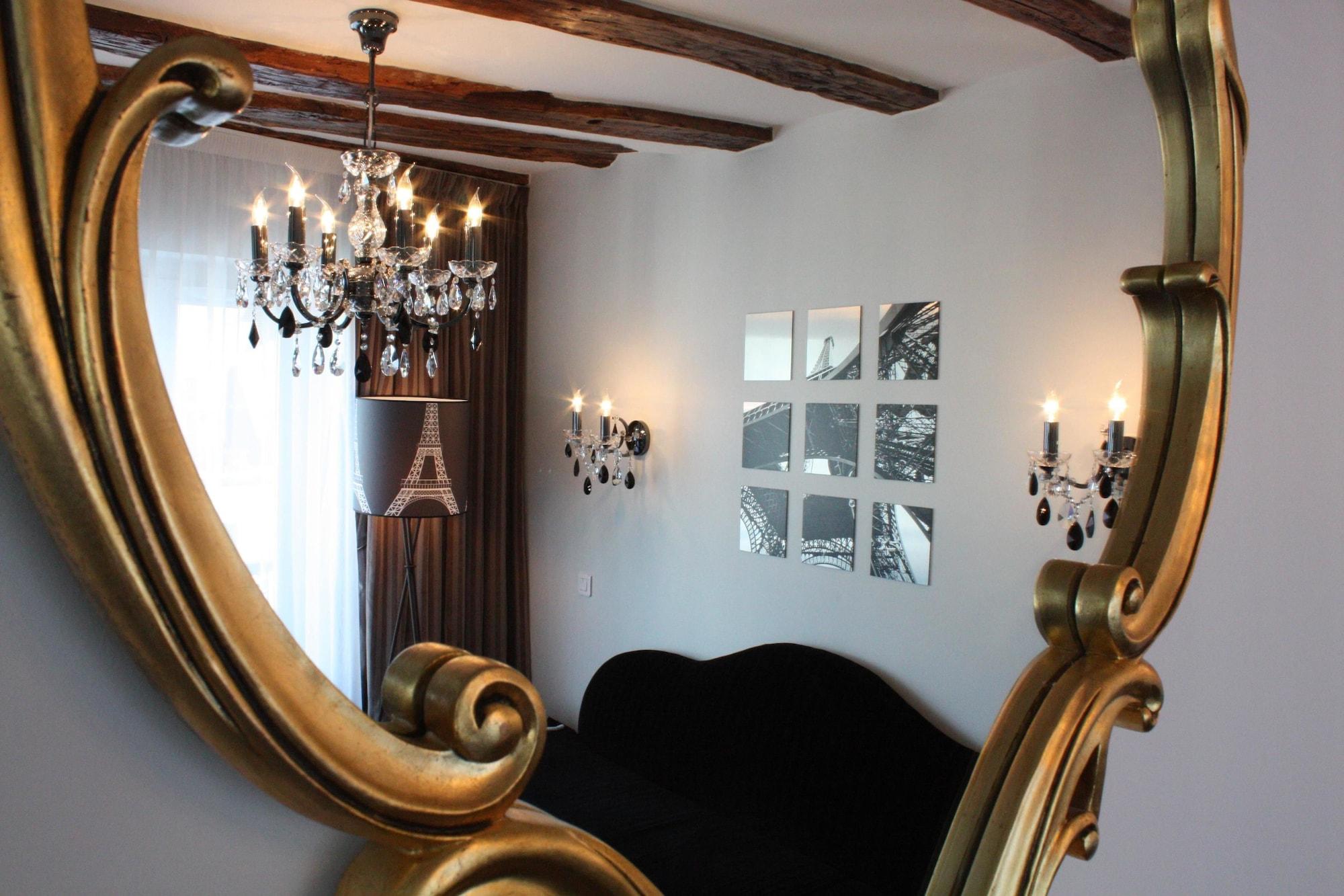 Boutique Hotel Konfidentiel Paris Bagian luar foto